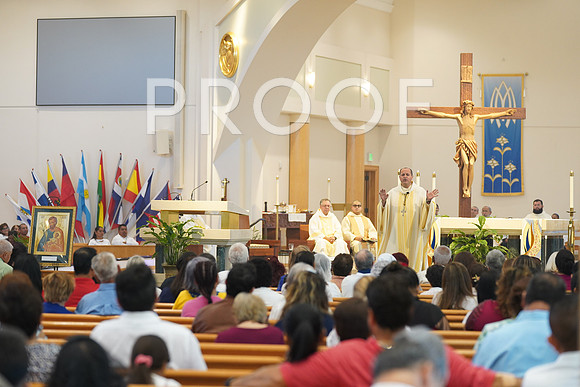 22-10 DOSP Misa Hispana Diocesana 2022-0271