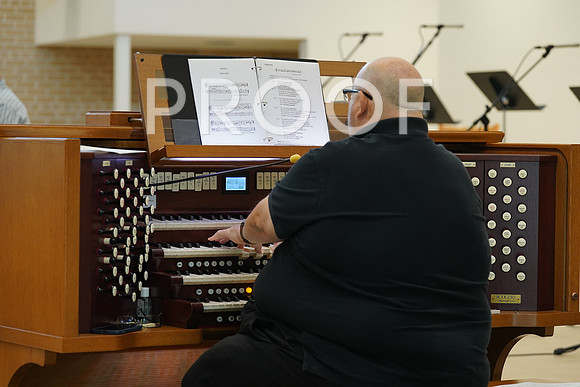 21-10 Mater Dei Giving Society prayer service DOSP-0038