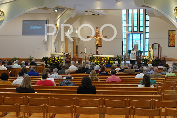 21-10 Mater Dei Giving Society prayer service DOSP-0041