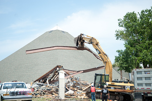 1105_St. Jerome Church demolition_033