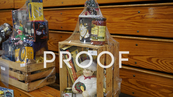 24-11 Thanksgiving Basket VMS-0016
