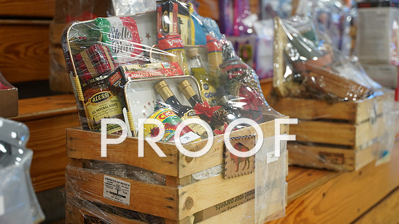 24-11 Thanksgiving Basket VMS-0018